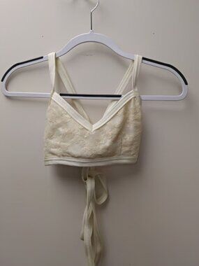 Details Dancewear tie back bra top